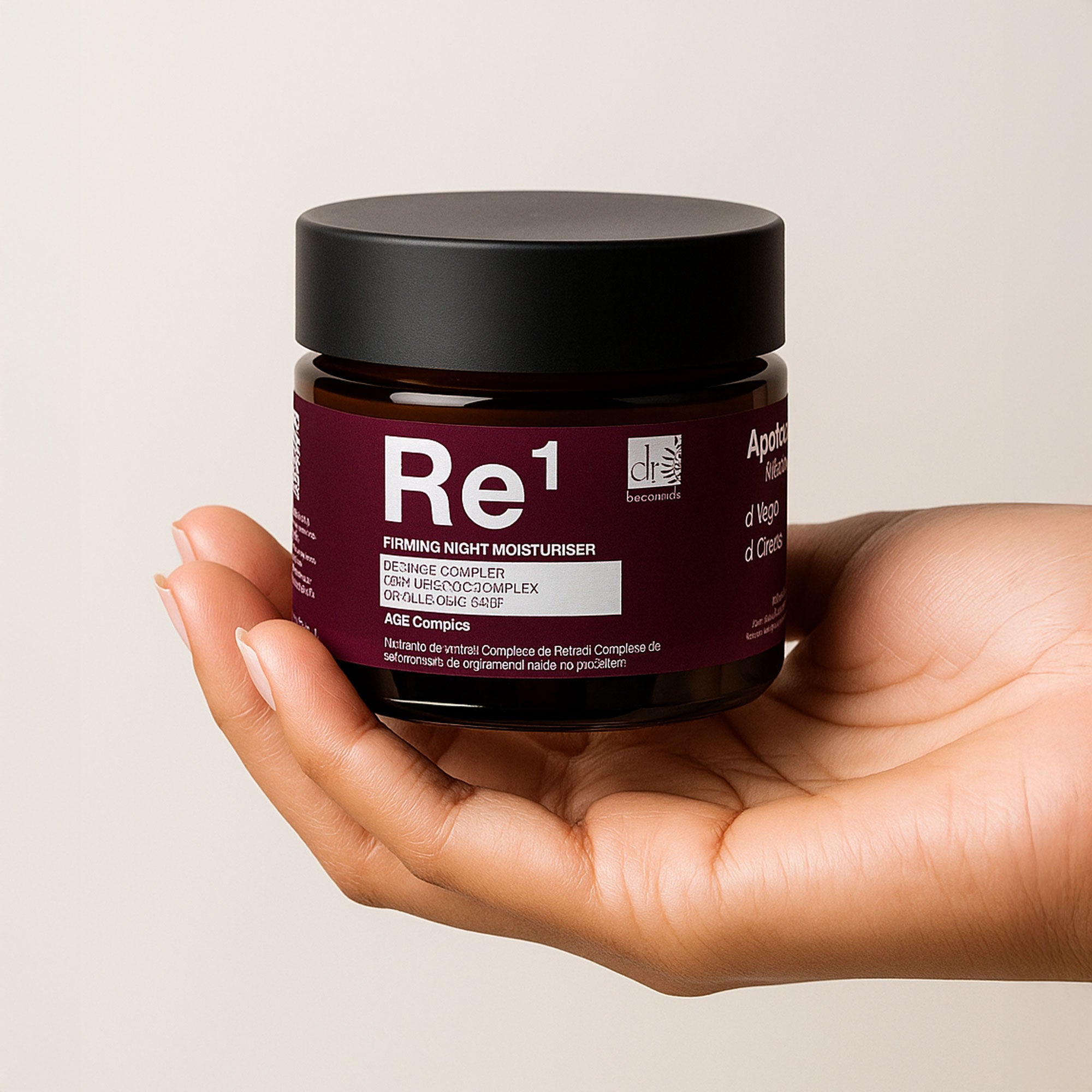 Retinol Complex 1%, Skin Firming Complex 1% & Hyaluronic Acid 1% Night Moisturiser 60ml