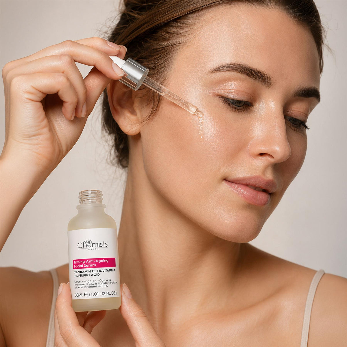 Siero viso anti-età con vitamina C al 3%, acido ferulico all'1% e vitamina E all'1% 30ml