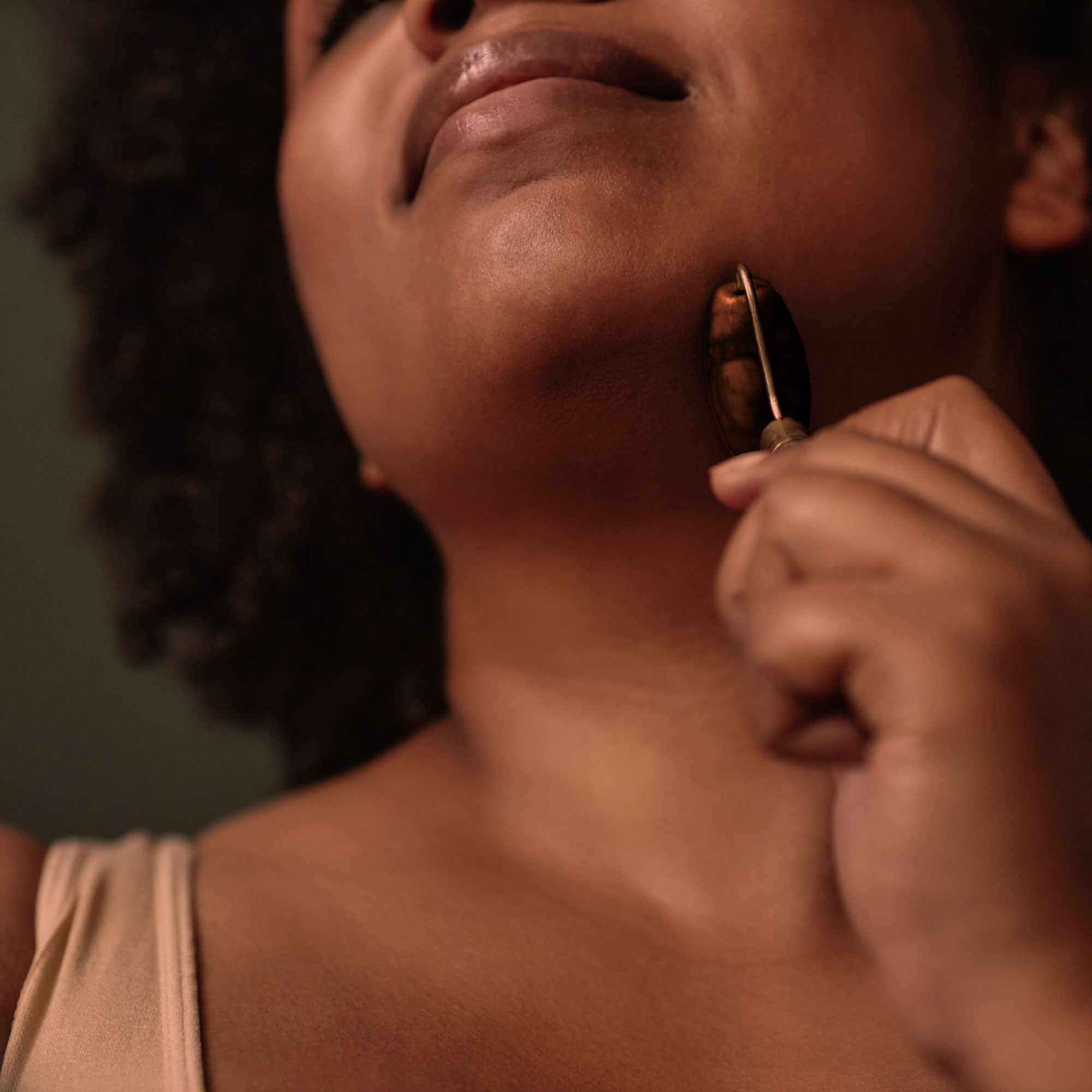 Tiger Eye Harmony & Balancing Facial Roller (Gold Metal Handle)